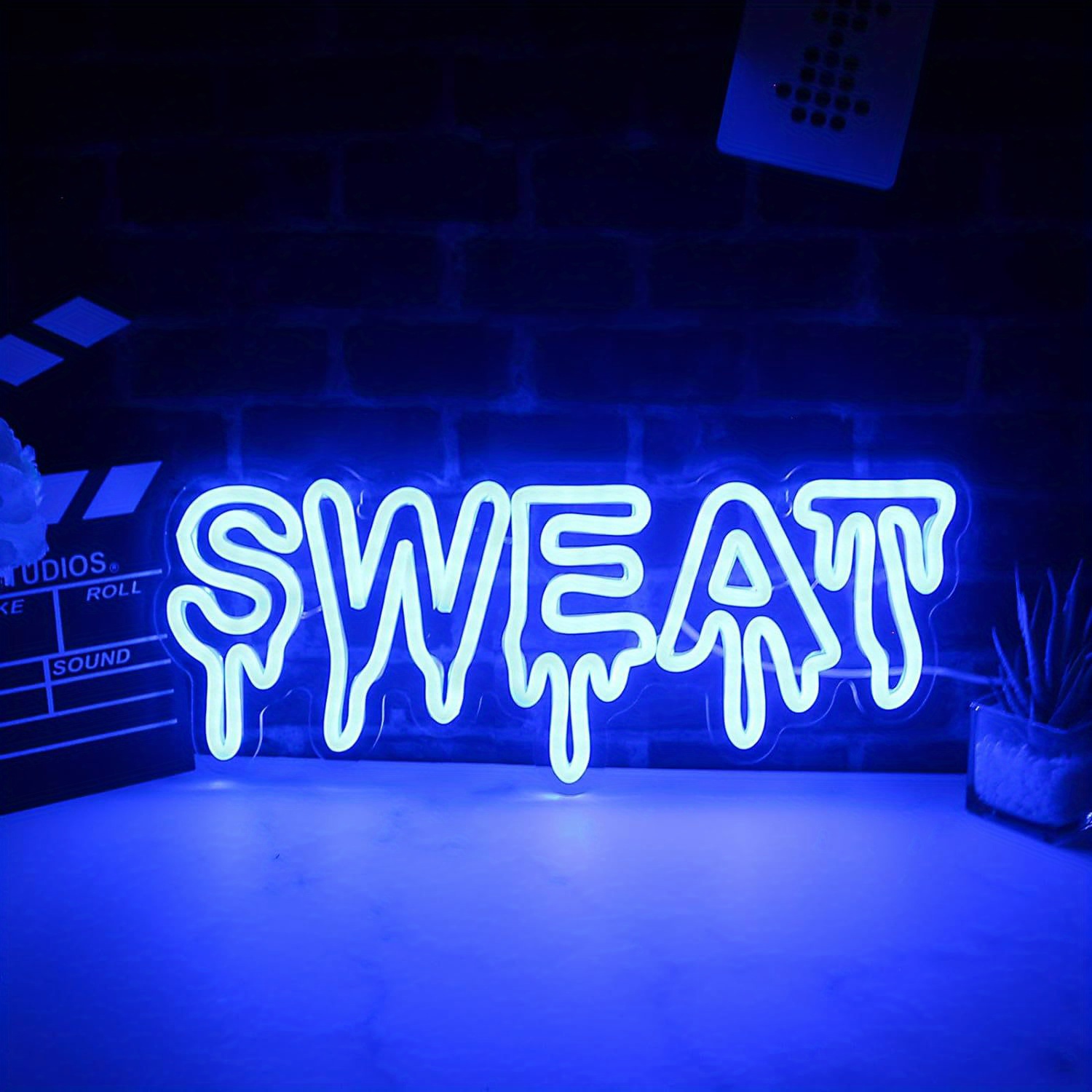 Sweat Blue LED Neon Sign Dripp - đánh giá và giá Home Gym Neon Sign